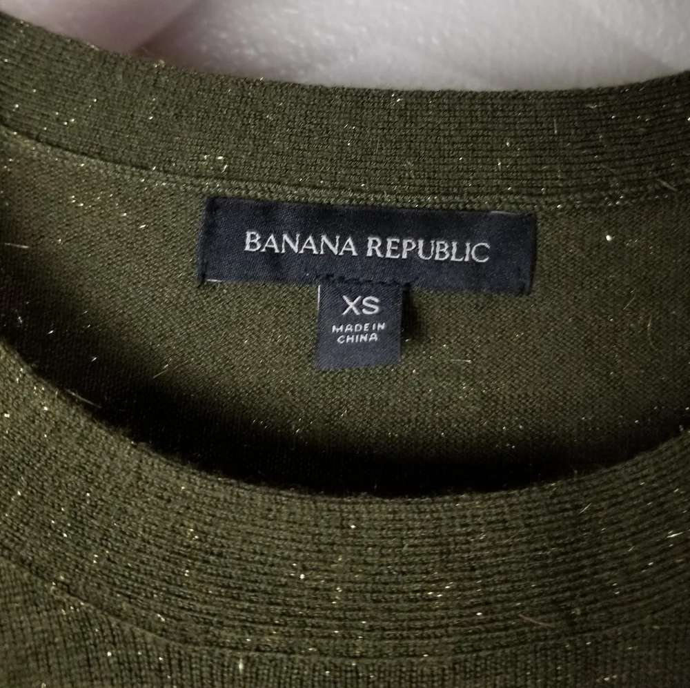 Banana Republic olive green long sleeves  top size XS
